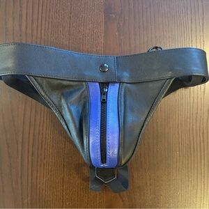 Real Leather NWOT Jockstrap M Zipper Snap